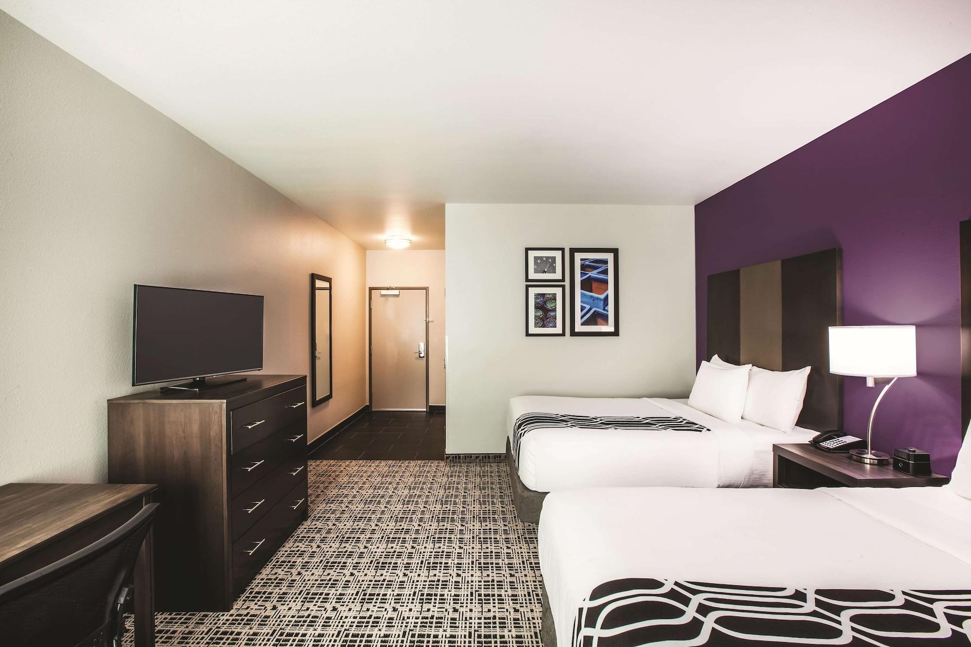 Отель La Quinta By Wyndham Lubbock South Экстерьер фото